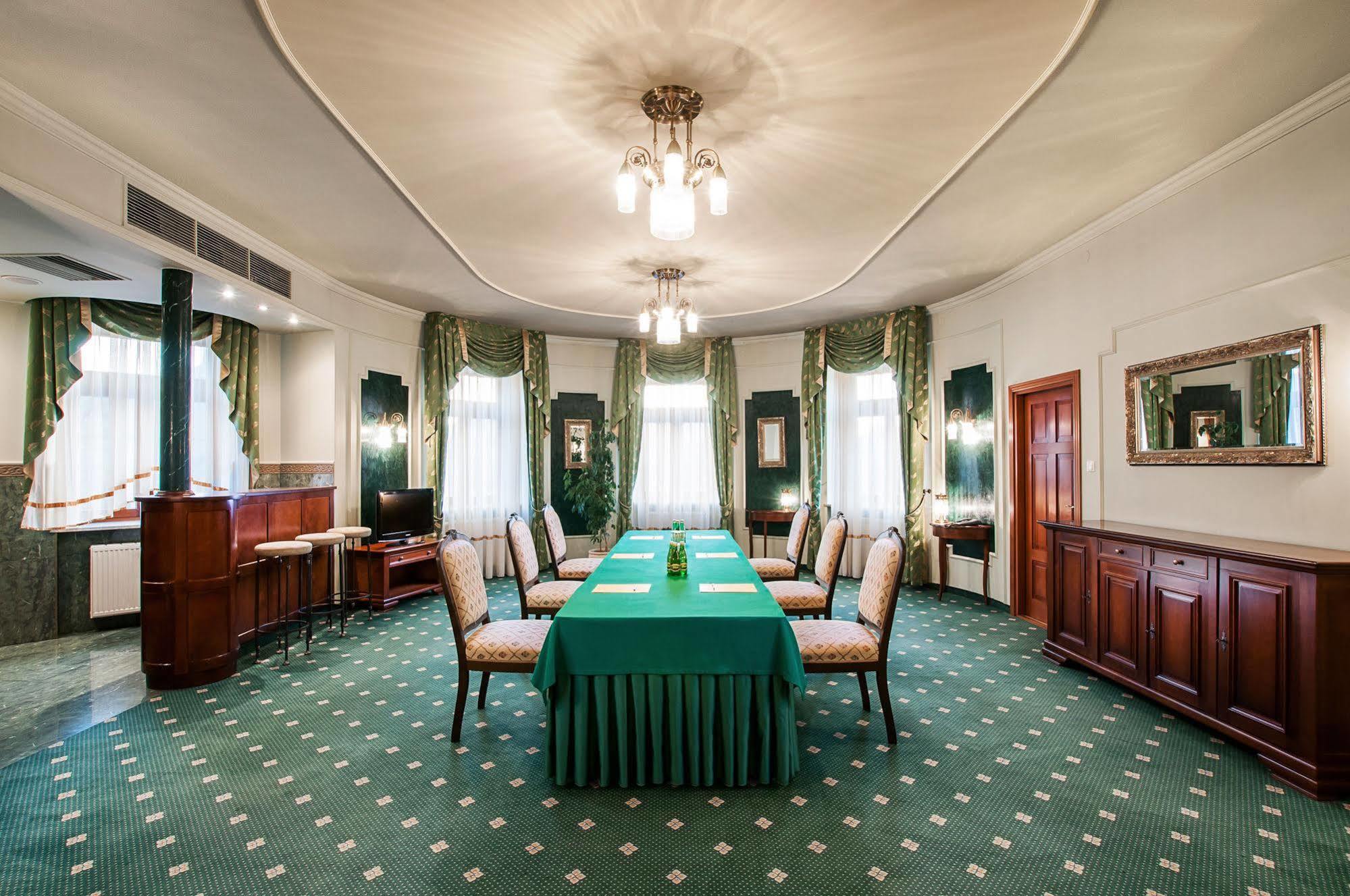 Hotel Palace Europa Lublin Luaran gambar